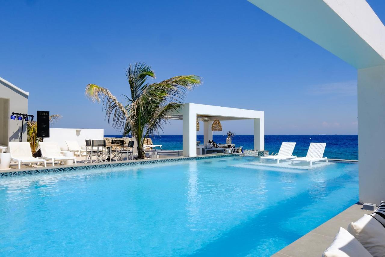Saint Tropez Boutique Hotel Willemstad Exterior photo